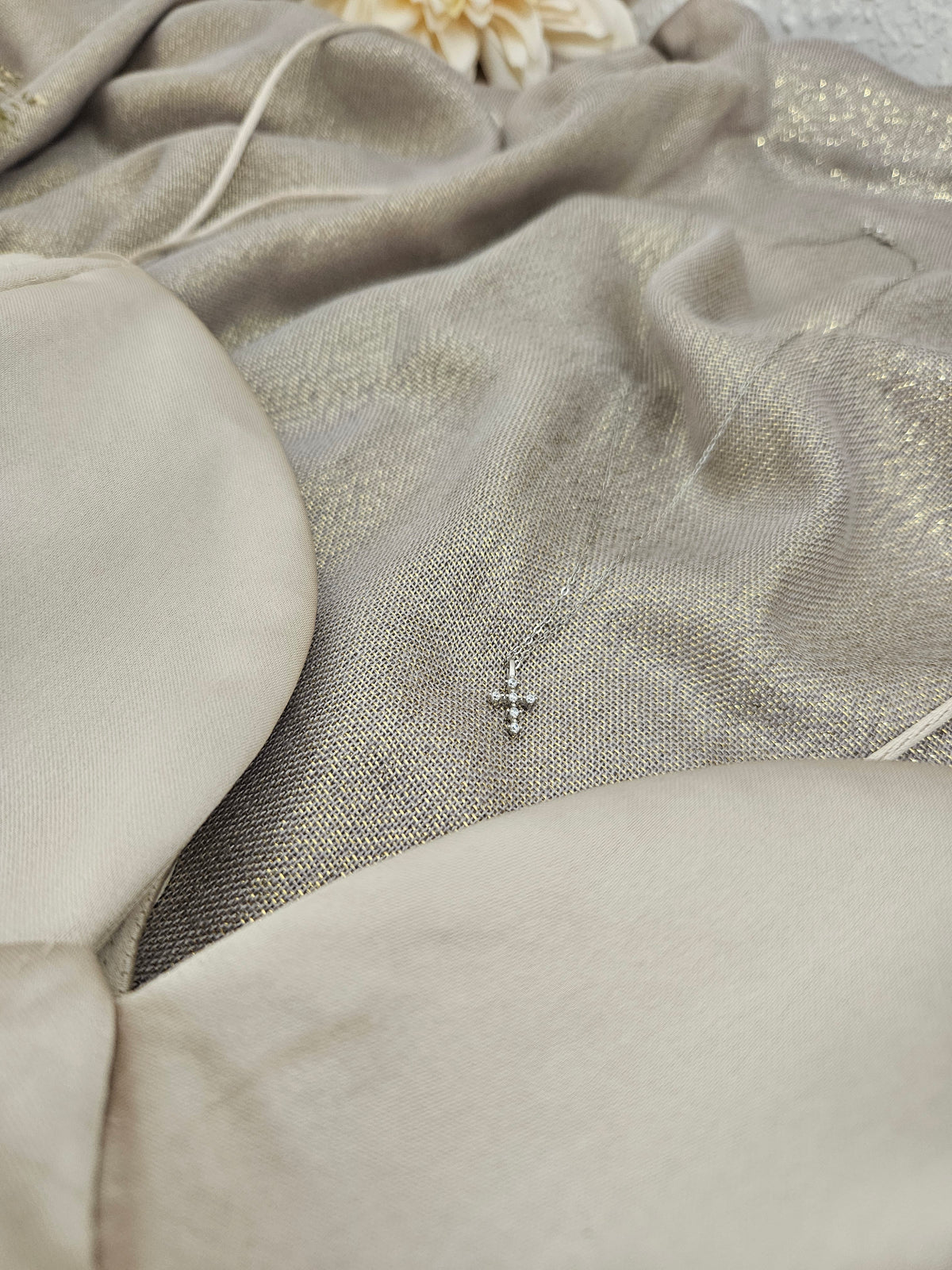 Kreuz-Halskette aus 925 Sterling Silber mit Zirkon
