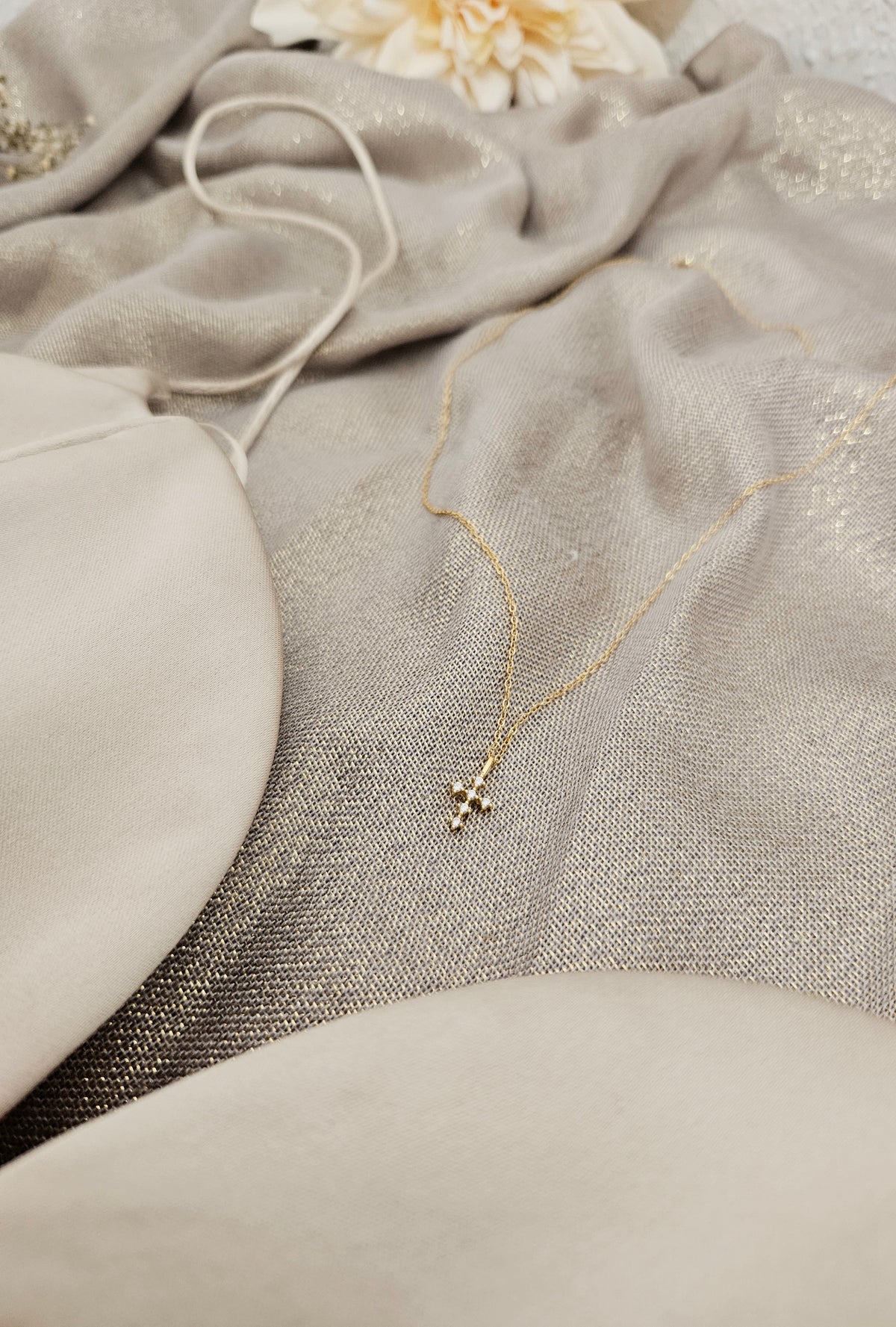 Kreuz-Halskette aus 925 Sterling Silber mit Zirkon